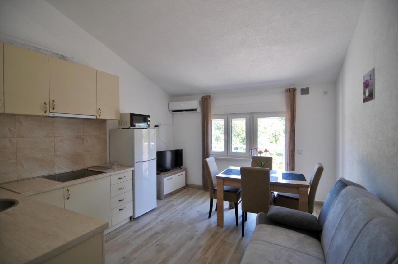 Netho Apartments Brda Mrcevac Екстериор снимка